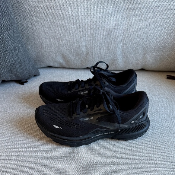 Brooks Adrenaline GTS23  Womens Black Size 6 - No box - See Comments-  FREE SHIP - Picture 7 of 15